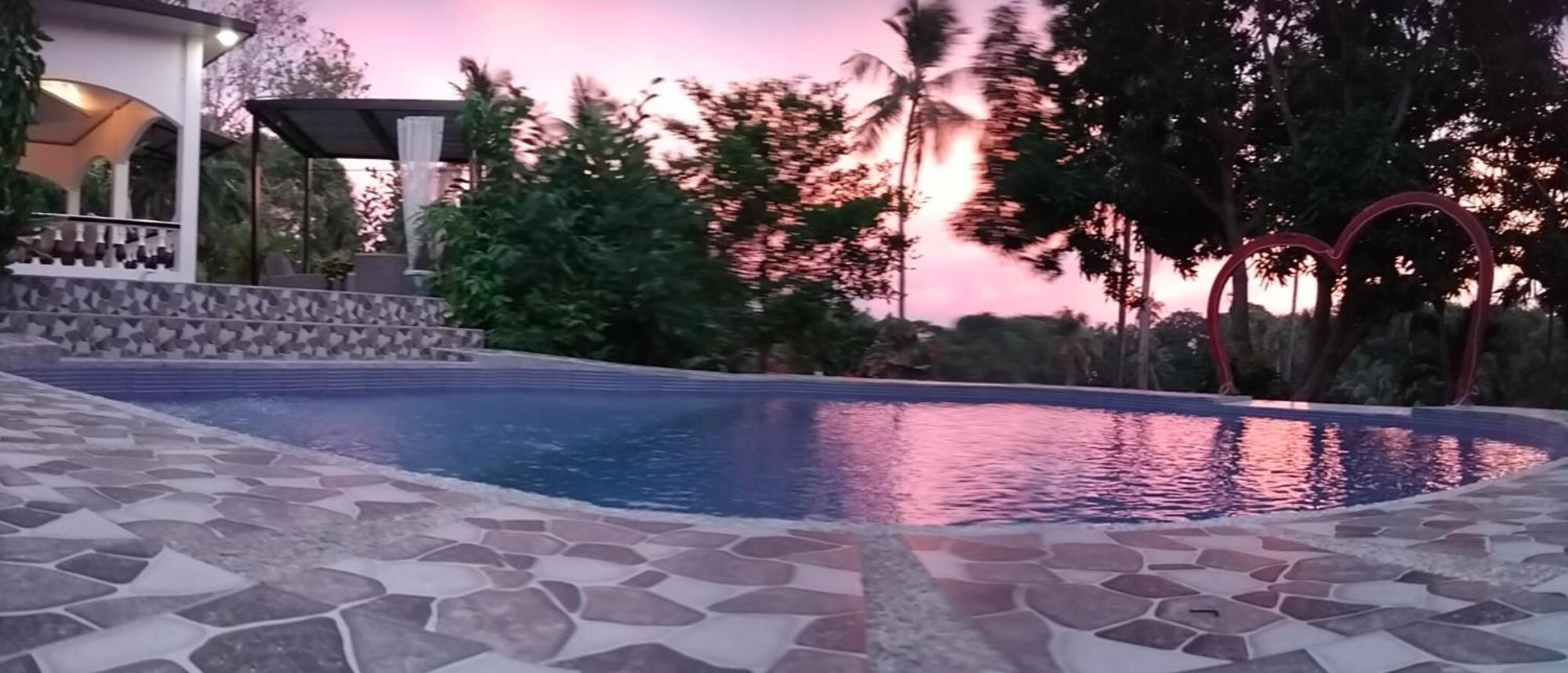 Matteo'S Hus Villa Rental Zamboanguita  Exteriör bild